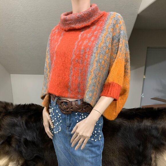 New Beautiful Pullover Sweater & Shawl - Picture 7 of 14